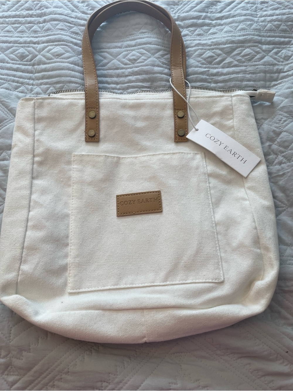 Cozy Earth Canvas Tote with Tan Leather Handles & Sunsand beach hat Bundle. - Picture 1 of 11
